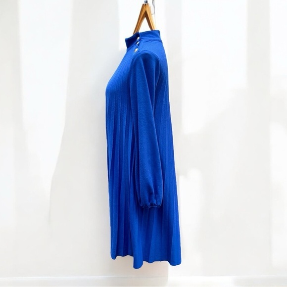 🌻B.yu Blue Pleated Mock Neck Long Sleeve Swing Dress Gold Button Accents Size S - Picture 6 of 12